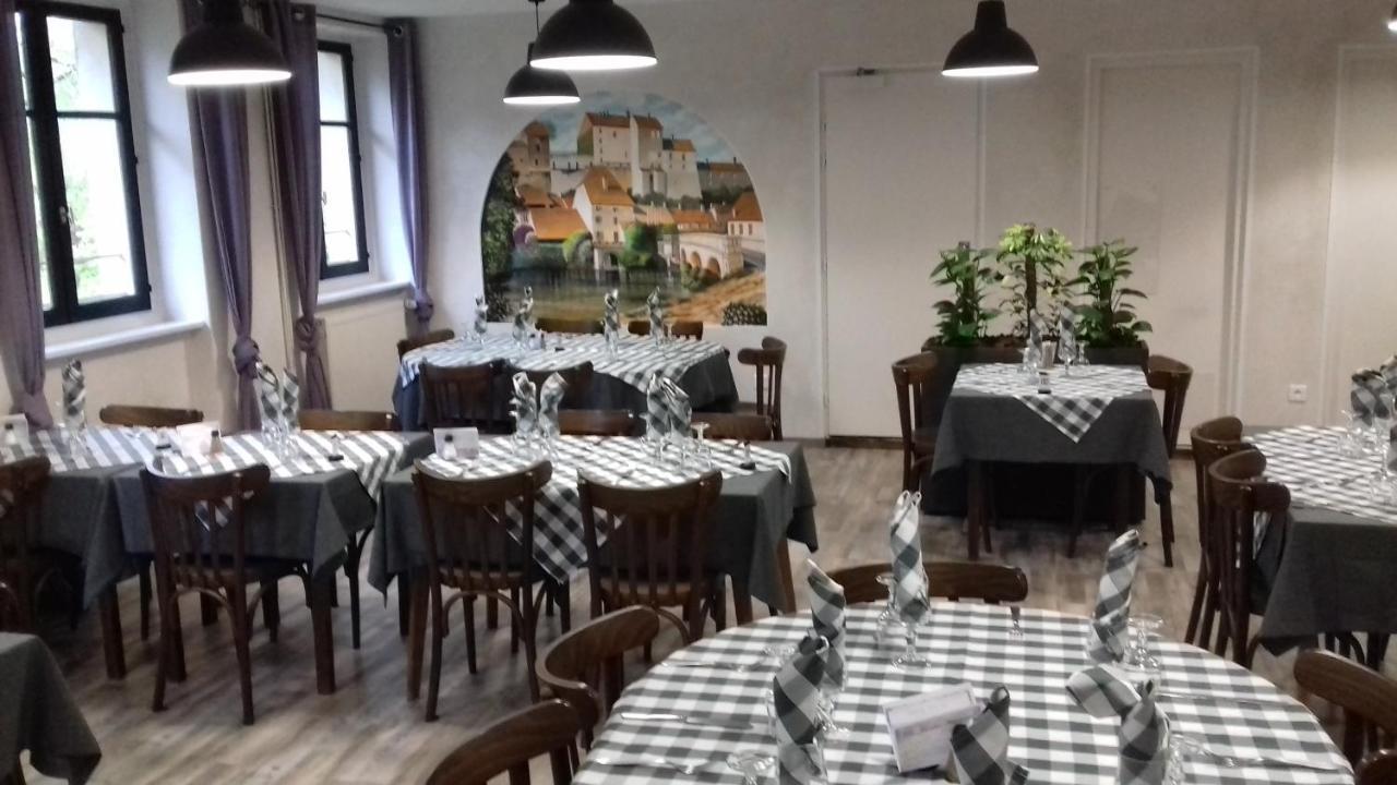 Studio "Tanneurs" Pesmes Екстериор снимка